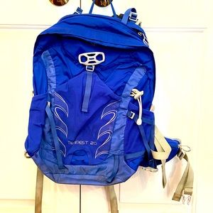 Osprey Tempest 20-L (discontinued color!!) Daypack Hiking Backpack